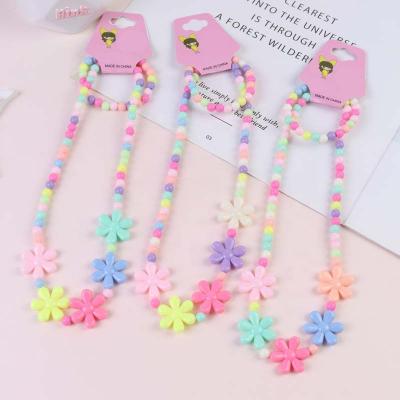 China Fashion Cute 2 Piece Girls Jewelry Set Necklace Colorful Wholesale for sale