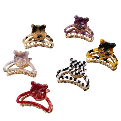 China Korean hair claw hot sale big claw cut cartoon marbling bear hair claw for women for sale