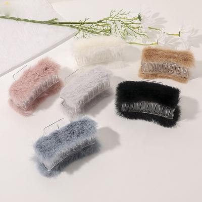 China European and American style winter plush hair claws set exquisite pure color hair accessories for sale