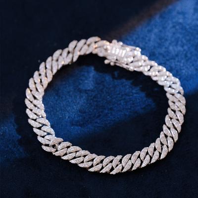 China CLASSIC Tasty Jewelry 18k Solid Gold Hotsale Fashionable Baguettes Diamonds America And Cuba Bracelets For Women for sale