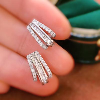 China 2023 fine gold CLASSIQUE Diamond White Earring For Women luxury shiny delicate design 18k jewelry for sale