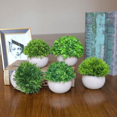 China Modern Home Potted Semi-round Potted Grass Bonsai Artificial Ball Decoration Bonsai Plant for sale