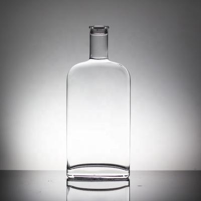 China 800ml 1000ml 3000ml Big Capacity Whisky Glass Bottle Round 500ml Square Glass Water Bottle for sale