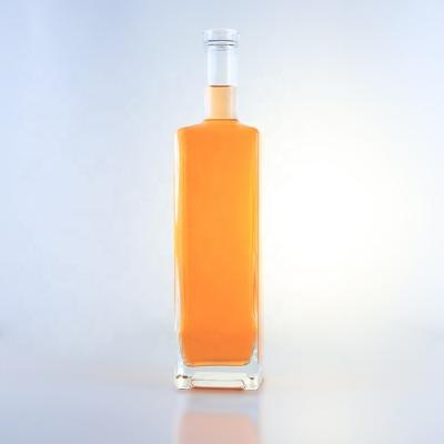 China Thick Bottom 750ml Glass Bottle for Liquor Beverage Drinks Wine Whisky Vodka Gin for sale