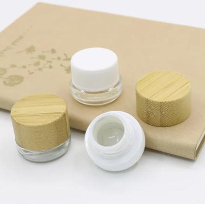 China Eco-friendly Mini Vazio 5ml 7ml Creme de Olho de Vidro Contenedores de Concentrado Cosmético frascos com tampa de madeira de bambu à venda