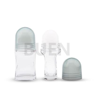 Cina Rotolo di vetro glassato sulla bottiglia su misura/trasparente/Amber Essential Oil Roller Bottle in vendita