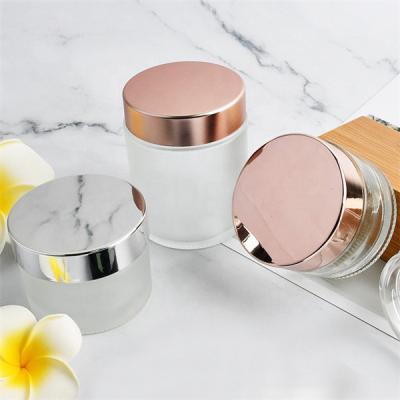 China Make-upklarglas-kosmetische Glas-Flaschen-kundenspezifische Malerei Matte Pink Lid zu verkaufen