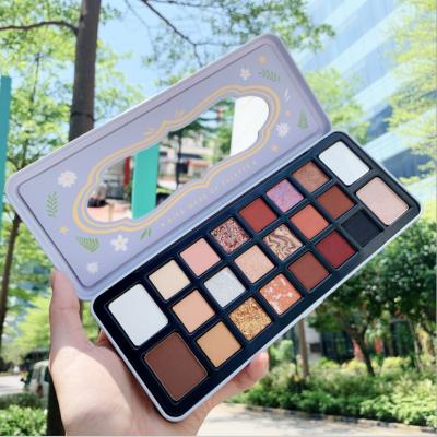 China OEM Selling Cosmetics Private Label Makeup 18 Color Glitter Eyeshadow Palette Waterproof Hot Makeup Palettes Natural Color for sale