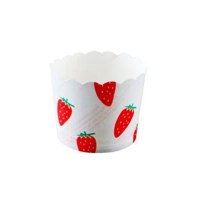 China 3000pcs/carton Disposable Medium Baked Cake Muffin Cup Proof Cake Sheet High Temperature Strawberry for sale