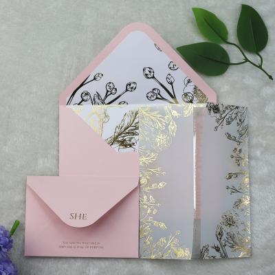 China Chic Personalized USA Floral Vellum Translucent Gold Floral Wedding Invitations with Acrylic Invitation Card with Tracing Paper for sale