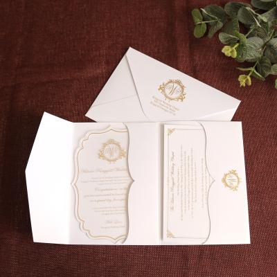 China Customized Europe 2021 Pocket Fold Invitation Transparent Acrylic Wedding Card With Envelope for sale