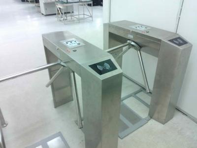 China ESD Bridge Pedestrian Turnstile Gate Bi Directional Access Control AC220V 50HZ for sale