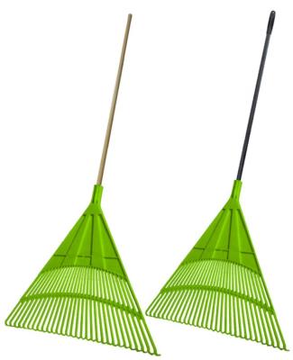 China Size 30 Lightweight Huge Wide Teeth 76CM Curved Plastic Lawn Rake for sale