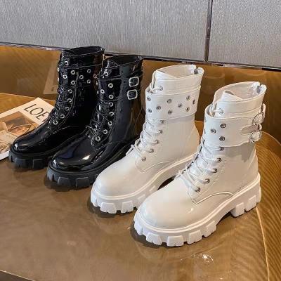 China New Matte Waterproof Hot Release Upper Women's Leather Casual Shoes Round Toe Leather Platform Lace Up Ankle Boot for sale