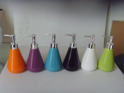 China Bright Shining Ceramic Bath Set , Colorful Dolomite Liquid Soap Bottles for sale