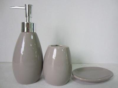 China Grey Ceramic Toilet Set 3 Pieces Set With Soap Plate And Shampoo Bottle for sale