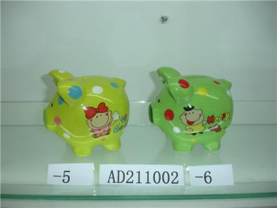 China Kids Design Ceramic Piggy Banks For Girls Green Pig Pottery 18 X 12 X 12cm for sale