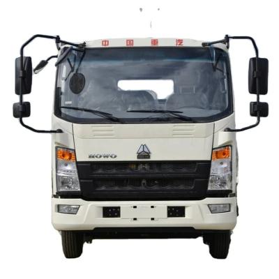 China Light Truck Sinotruck 3ton 5 Tons Howo 4x2 Small Cargo Trucks 6 for sale