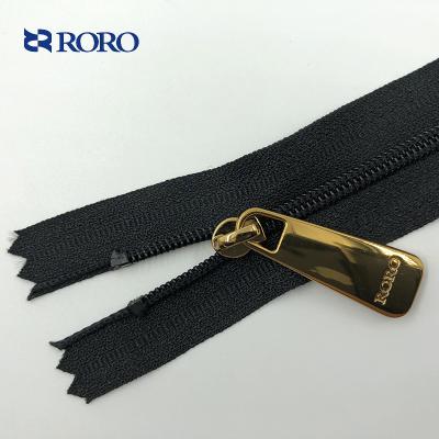 China Durable Long Chain Nylon Zipper No Plastic 5 Handbag Accessories Nylon Zippers Wholesale Fashion Zipper Clothes Custom For 3# 5# 8# Bags for sale