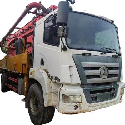 China Second-hand Concrete Pump Truck For Construction Working Mining On Mercedes Chassis for sale