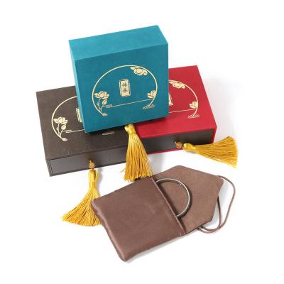 China Recyclable Custom Color NECKLACES Mini Packaging Gift Organizer With Mirror Velvet Jewelry Storage Box for sale