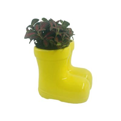 China Lovely Home Ceramic Boot Planter Vase Decoration Ceramic Pots For Indoor Plants Small Flower Ceramic Boots Mini Pot Planter for sale