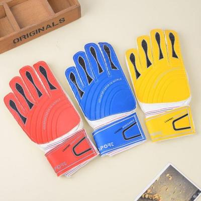 China Supply PVC Non-slip Goalie Protection Gloves Sports Gloves Kids Adult Sports Training Gloves for sale