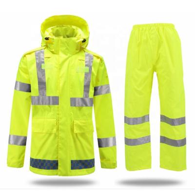 China Reflective China factory wholesale reflective rainwear high visibility safety working raincoat with tape police reflective raincoat with hood for sale