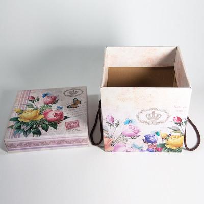 China Recycled Materials Corrugated Cardboard Packaging Custom Portable Flip Creative Candy Snack Gift Box for sale