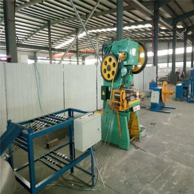 China Make Razor Barbed Wire Full Automatic Razor Blade Wire Making Machine With 23 Years Factory for sale