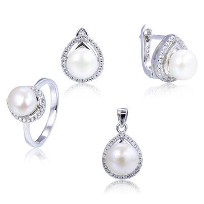 China TRENDY 925 Silver Women Bridal Freshwater Pearl Set Cultured Jewelry Real Freshwater Pearl Set for sale