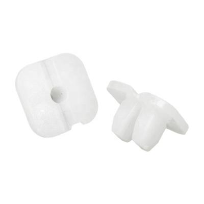 China PP Supply Auto Body Clips And Grommets Plastic Fasteners #4 Self Tapping Screws for sale