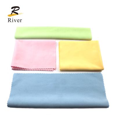 China Microfiber 230g Glass Clean High Quality Glass And Mobile Phone Screen Cleaning Cloth for sale