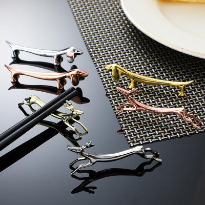 China Free Sample Stand Viable Chopsticks Sit Gold Black Chopsticks Sit Stainless Steel Trend 2020 Luxury Metal Round Shape Matte Polish for sale