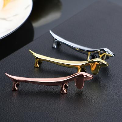 China Viable Custom Logo Stainless Steel 304 Tableware Cutlery Cutlery Knife Holder Reusable Metal Chopstick Rest for sale