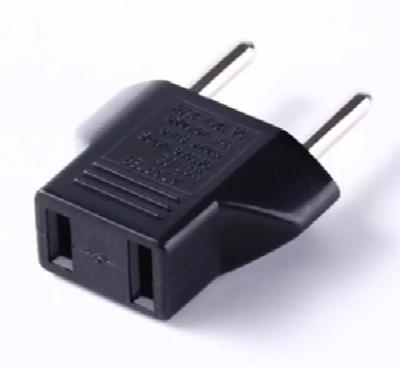 China Universal US/EU AC Travel Adapter Charger AC Power Plug Outlet Socket Industrial Travel Adapter Outlet for sale