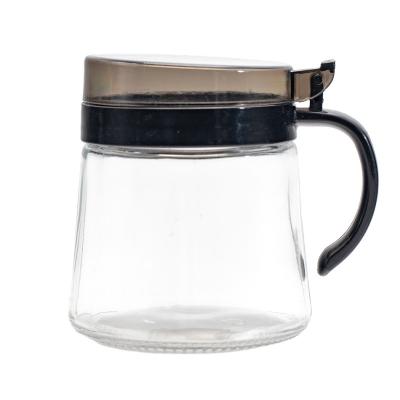 China Sustainable Glass Oil Bottle Kitchen Oil Tank Jar Set Household Sealed Storage Tank for sale