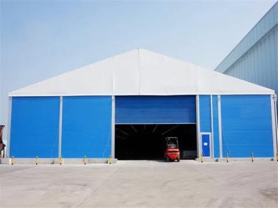 China Tiendas industriales de aluminio portátiles del almacenamiento con las puertas del rodillo en venta