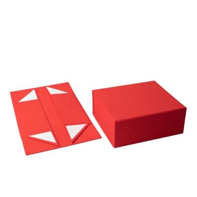 China Recycled Materials Wholesale Custom Red Magnetic Folding Cardboard Gift Packaging For Wedding Dress Clothing Shoes Box for sale