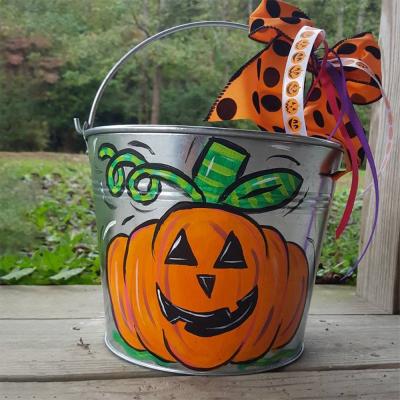 China Halloween Hot Sale Metal Bucket Custom Hand Painted Pumpkin Metal Buckets for sale