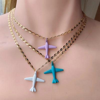 China Fashionable Shape Pendant Necklace Colorful Enamel Plane Airplane Charms Link Necklaces For Women for sale