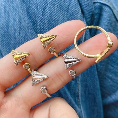 China Zircon Crystal Triangle Style Rings Wholesale Trendy Fashion Jewelry Gifts for sale