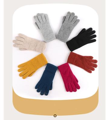 China Simple Wholesale Unisex Retro Winter Gloves Acrylic Fiber Warm Mitten for sale