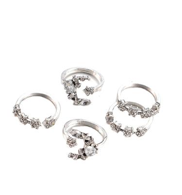 China Casual / Sporty Moon Shape Designs Set For Women Wholesale Wedding Crystal Rings for sale