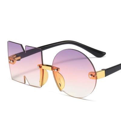 China Fashion sunglasses wholesale kids unique fashionable shades gradient ramp rimless sunglasses for sale