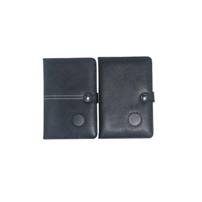 China Genuine Leather Scorecard Holder Golf Club Golf Score Card Holder With Emboss Logo for sale