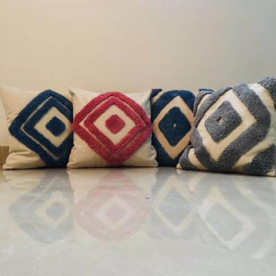 China Anti-pilling Moroccan Geometric Tufted Cushion Cover With Tassel Handmade Sofa Pillow Cotton Decorative Cushion Covers Boho Throw Pillowcase for sale