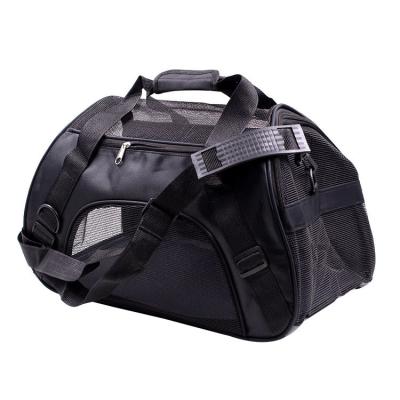 China Hot-selling Pets' Portable Travel Bags Breathable Can Be Customized With LogoComfortable, Breathable, Strong And Durable Portable Pet Bag for sale