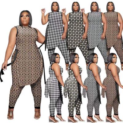 China QUICK DRY Women's Plus Size Clothing Summer 2022 Geometric Pattern Print Plus Size Women's Pants Two Piece Set for sale