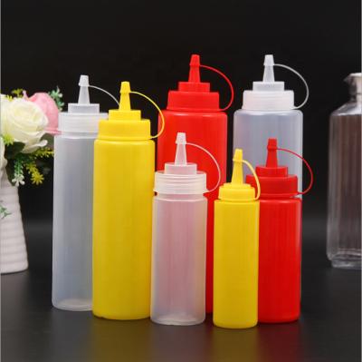 China Low MOQ Plastic Food Grade Condiment Dispenser 8oz 16oz Squeeze Sauce Bottle For Ketchup BBQ Sauce Bottle for sale